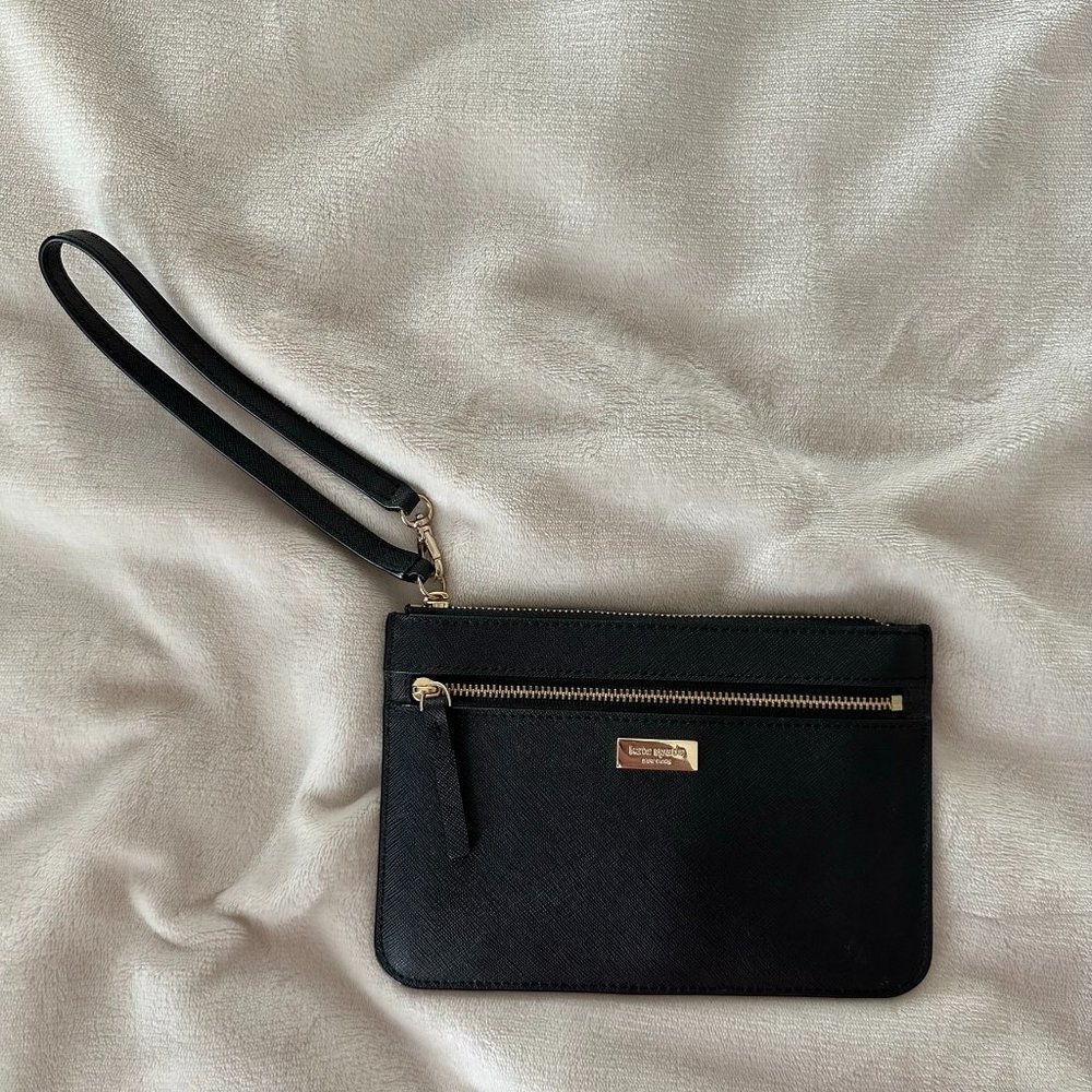 Black Kate Spade Wristlet